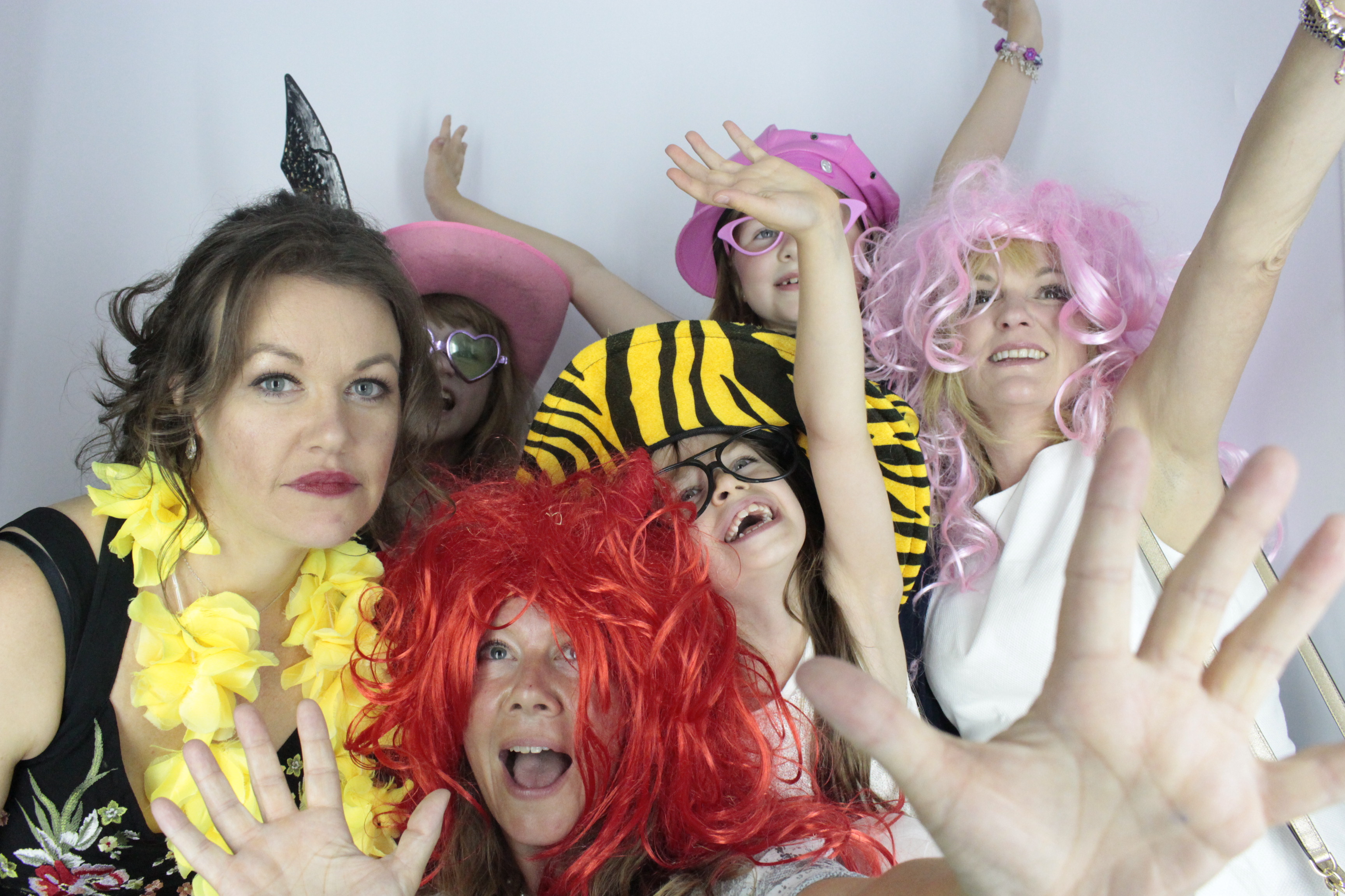Nadine 40th Birthday  | View more photos from the event at gallery.myphotoboothexperience.co.uk/u/MyPhotoBoothExperienceLtd/Nadine-40th-Birthday